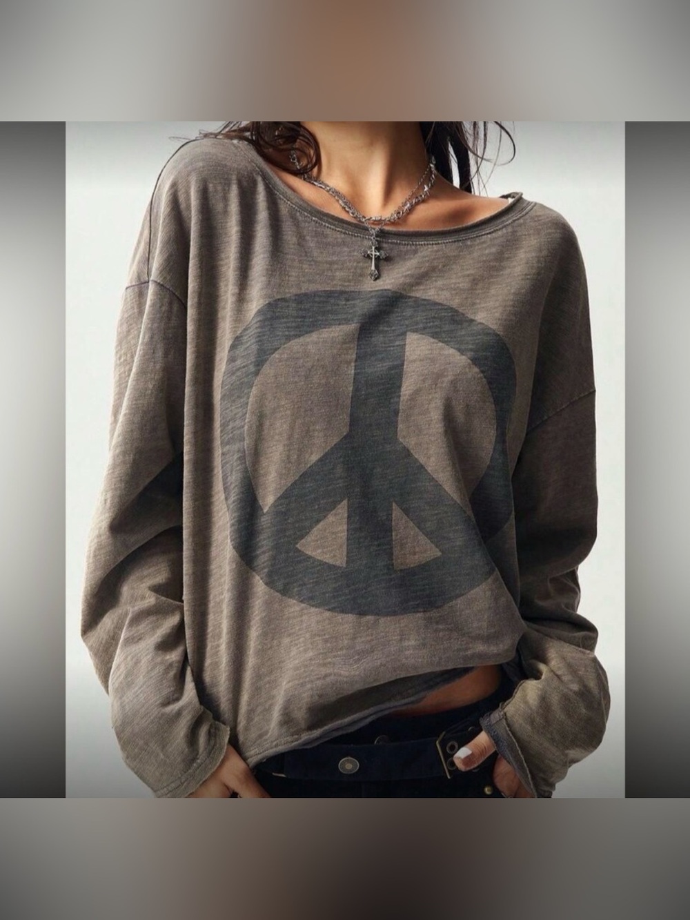 Boutique Brand Casual Long Sleeve Oversized T-Shirt With Bold Peace Sign Graphic